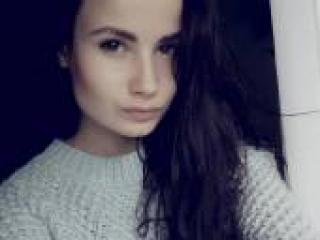 Ερωτική συνομιλία μέσω βίντεο asataamigo