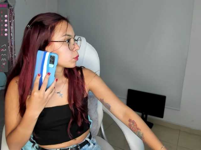 Εκπομπές οθόνης AshelyGirl