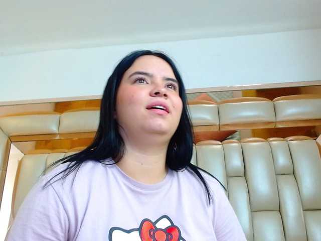 Εκπομπές οθόνης AshleyPalmer