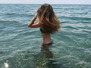 Ερωτική συνομιλία μέσω βίντεο Asya06