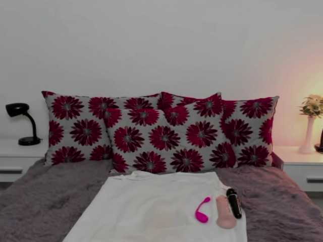 Φωτογραφίες Aurora133 hello,welcome to my bed, some surprises?