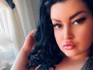 Ερωτική συνομιλία μέσω βίντεο AvaMelony