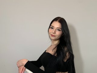 Ερωτική συνομιλία μέσω βίντεο AvaPretty