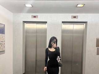 Ερωτική συνομιλία μέσω βίντεο Aventadora