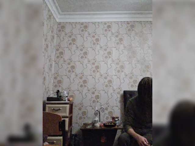 Εκπομπές οθόνης Love_Crew