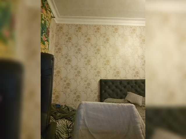 Εκπομπές οθόνης Love_Crew