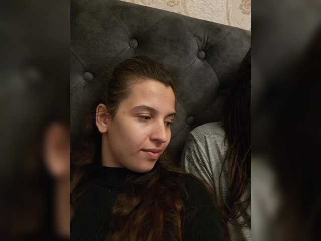 Εκπομπές οθόνης Love_Crew