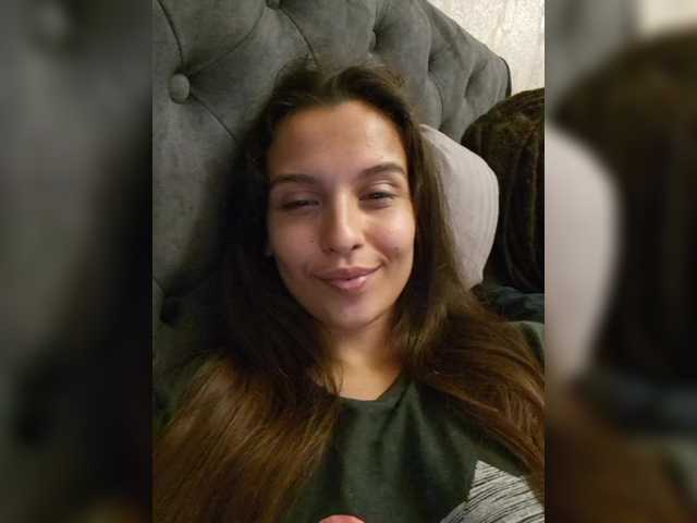 Εκπομπές οθόνης Love_Crew