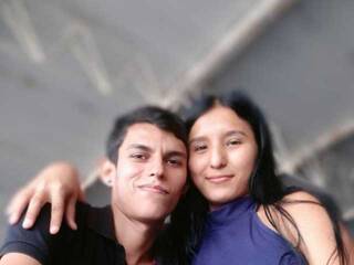 Ερωτική συνομιλία μέσω βίντεο AxelAndSheri