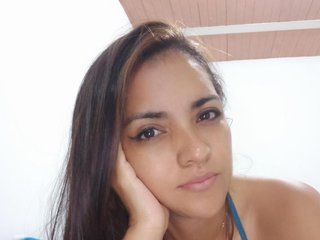 Ερωτική συνομιλία μέσω βίντεο AylinSaenz