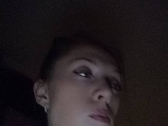 Εκπομπές οθόνης b1ToorBoPussy