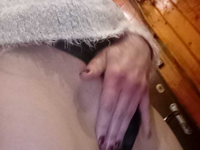 Εκπομπές οθόνης b1ToorBoPussy