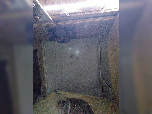 Εκπομπές οθόνης b1ToorBoPussy