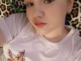 Ερωτική συνομιλία μέσω βίντεο Baby-Molly