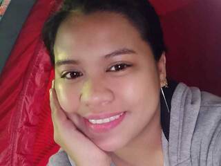 Ερωτική συνομιλία μέσω βίντεο BabyBrie