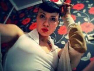 Ερωτική συνομιλία μέσω βίντεο badcatwoman