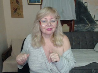 Ερωτική συνομιλία μέσω βίντεο EvelynLoveShy