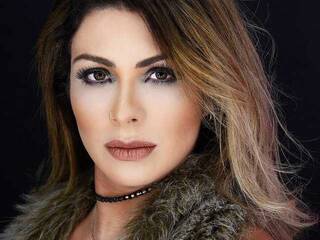 Ερωτική συνομιλία μέσω βίντεο BARBARELAMILF