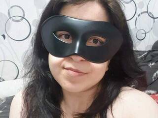 Ερωτική συνομιλία μέσω βίντεο BatGirl-2