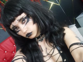 Ερωτική συνομιλία μέσω βίντεο CountessBathory