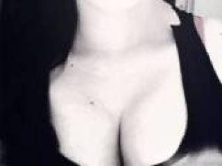Ερωτική συνομιλία μέσω βίντεο bblusciouss