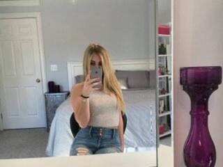 Ερωτική συνομιλία μέσω βίντεο beachysummerg