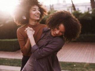 Ερωτική συνομιλία μέσω βίντεο beca-lissa