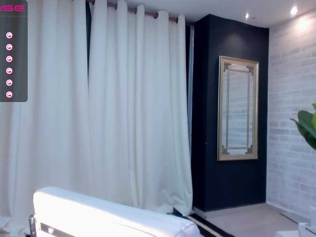 Εκπομπές οθόνης BeccaRoberts