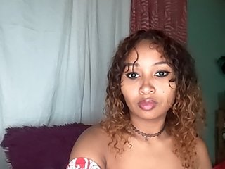 Ερωτική συνομιλία μέσω βίντεο BeckyFame