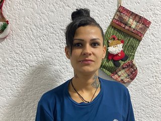 Ερωτική συνομιλία μέσω βίντεο belindadolly