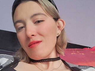 Ερωτική συνομιλία μέσω βίντεο BelinhaCoutinho