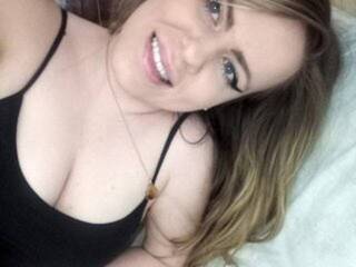 Ερωτική συνομιλία μέσω βίντεο Bell19