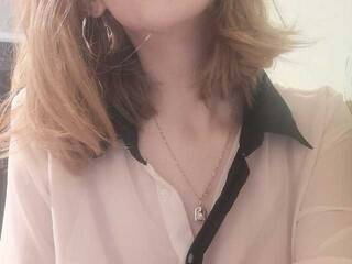 Ερωτική συνομιλία μέσω βίντεο Bella-555