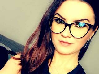 Ερωτική συνομιλία μέσω βίντεο Bella-Diamond