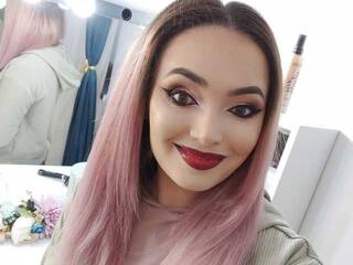 Ερωτική συνομιλία μέσω βίντεο Llarona