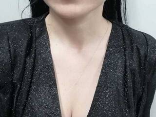 Ερωτική συνομιλία μέσω βίντεο Ellainclothes