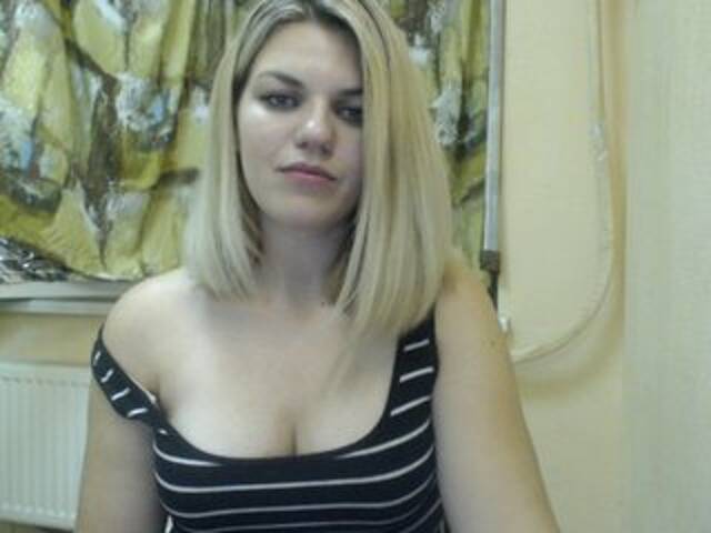 Εκπομπές οθόνης BellyBella