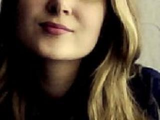 Ερωτική συνομιλία μέσω βίντεο berry08