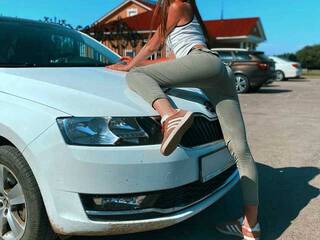 Ερωτική συνομιλία μέσω βίντεο bessonnitsaa