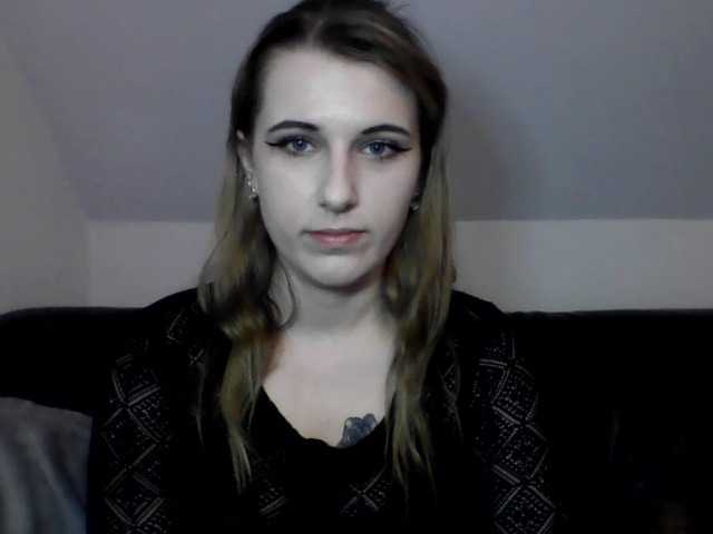 Εκπομπές οθόνης BettySecret