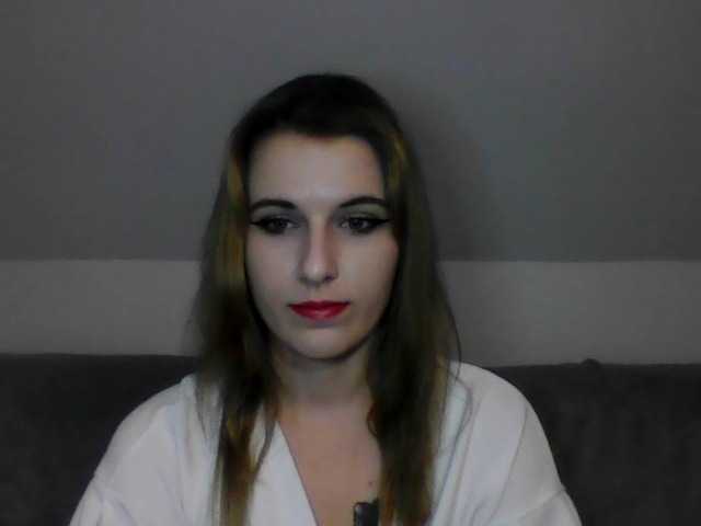 Εκπομπές οθόνης BettySecret