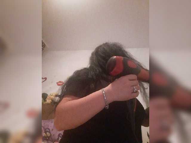 Εκπομπές οθόνης BetyLicious89