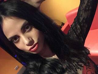 Ερωτική συνομιλία μέσω βίντεο bgmonika777