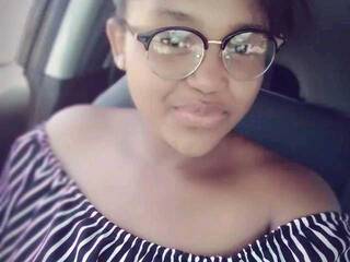 Ερωτική συνομιλία μέσω βίντεο BigAssnyash27