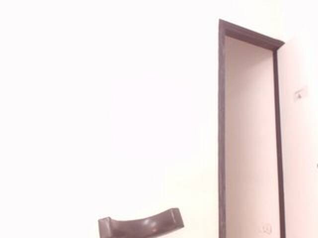 Εκπομπές οθόνης BigBustyBlack