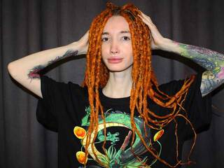 Ερωτική συνομιλία μέσω βίντεο BillySmile