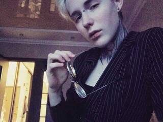 Ερωτική συνομιλία μέσω βίντεο BlueXWolf