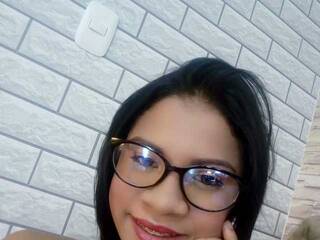 Ερωτική συνομιλία μέσω βίντεο BonyRous