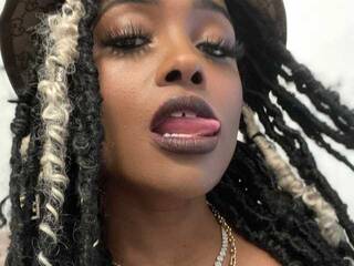 Ερωτική συνομιλία μέσω βίντεο bossybella