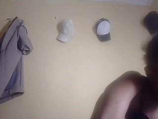 Ερωτική συνομιλία μέσω βίντεο Freakymess